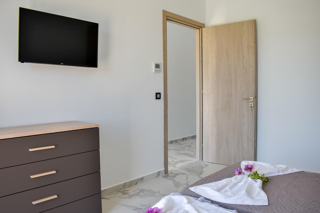 Appartamento Katsaros Luxury Apts 5Min Walk To Beach Tsilivi  Esterno foto