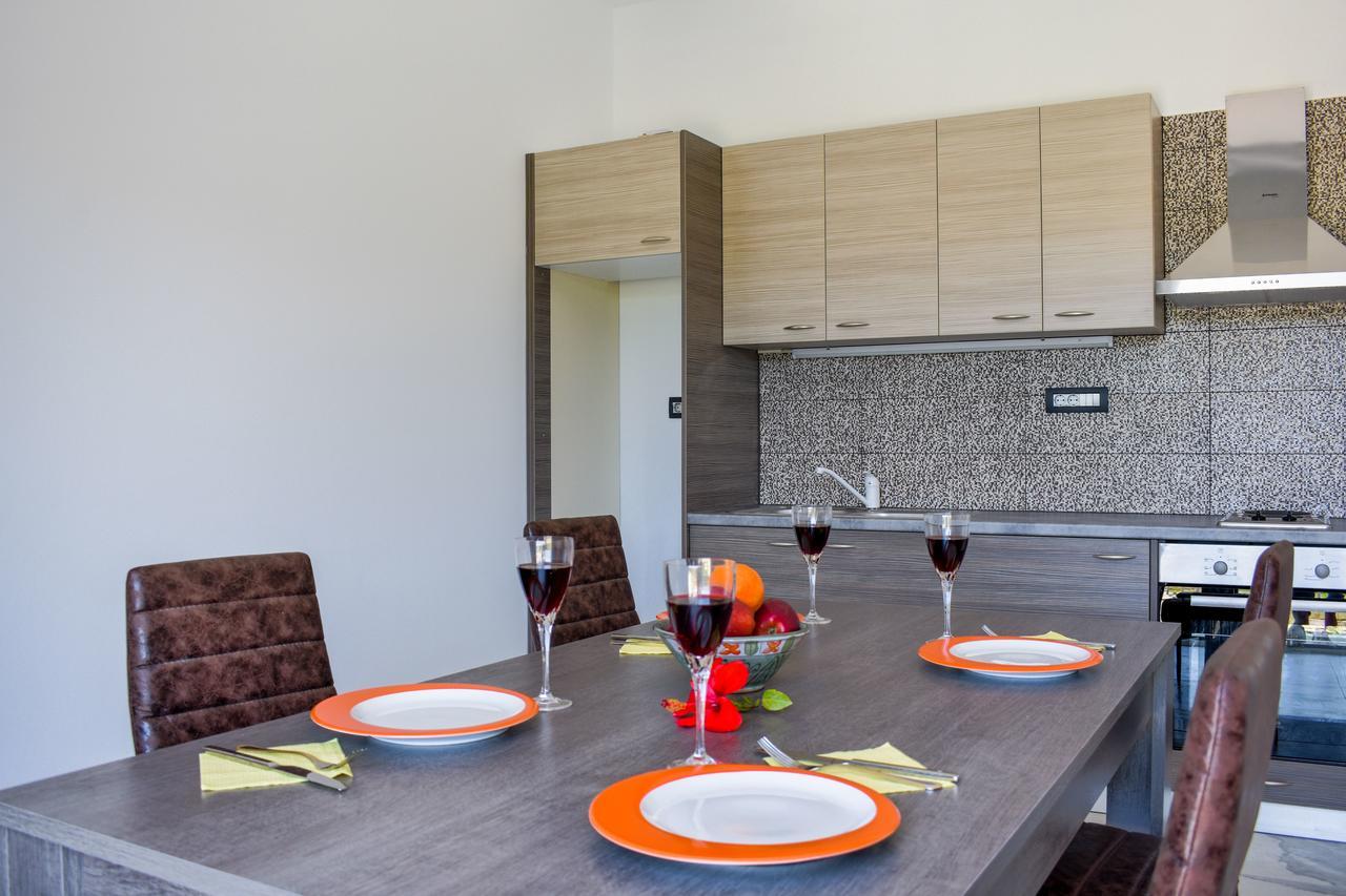 Appartamento Katsaros Luxury Apts 5Min Walk To Beach Tsilivi  Esterno foto